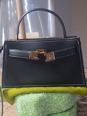 Tory Burch - Classic Black Top-Handle Women's Bag with Gold Hardware